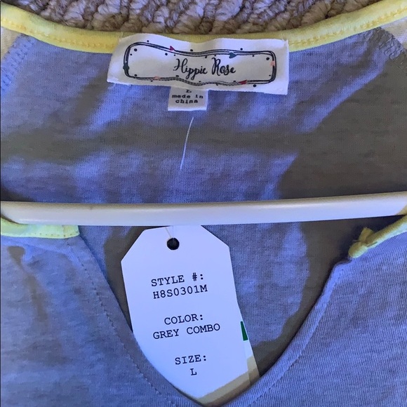 Hippie Rose Shirt size LARGE - Picture 2 of 2